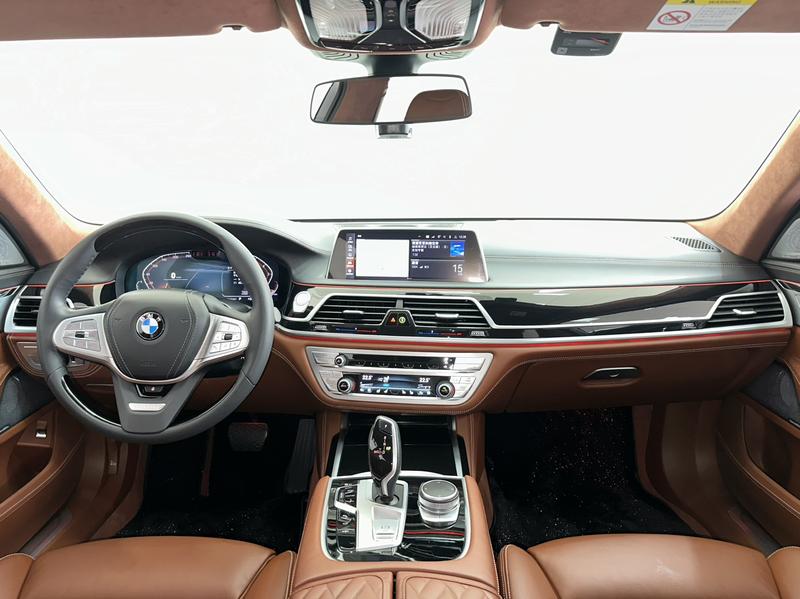 BMW 7 Series, 2021 — фото 8 из 12