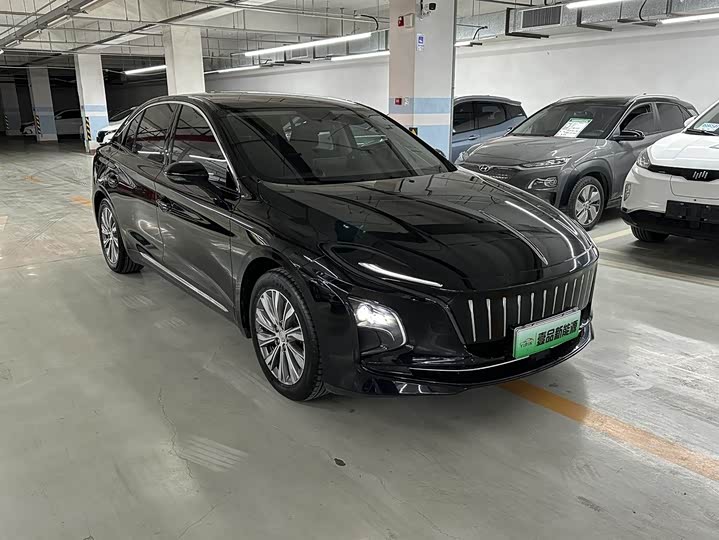 Hongqi E-QM5, 2024 — фото 3 из 9