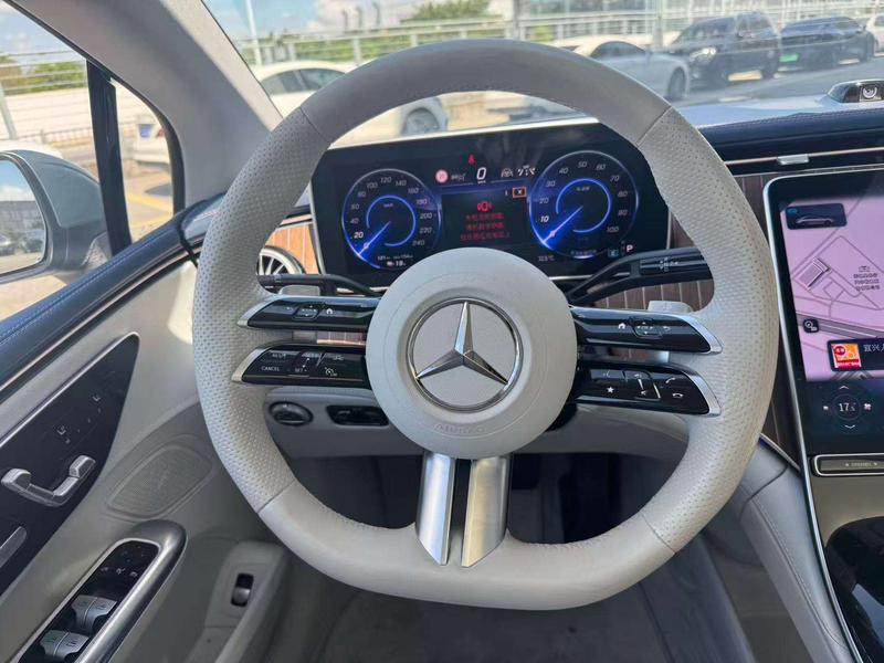 Mercedes-Benz EQE, 2024 — фото 6 из 11