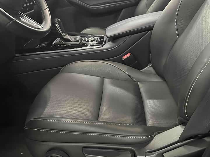Mazda CX-30, 2021 — фото 8 из 9