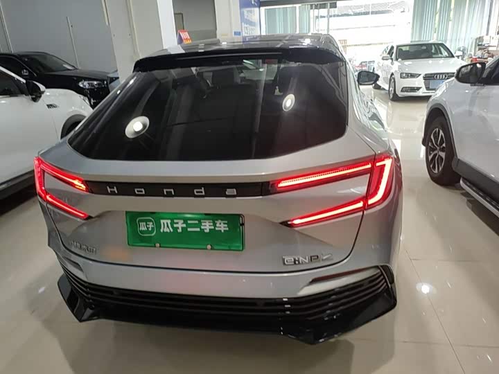 Honda e:NP2, 2025 — фото 6 из 9