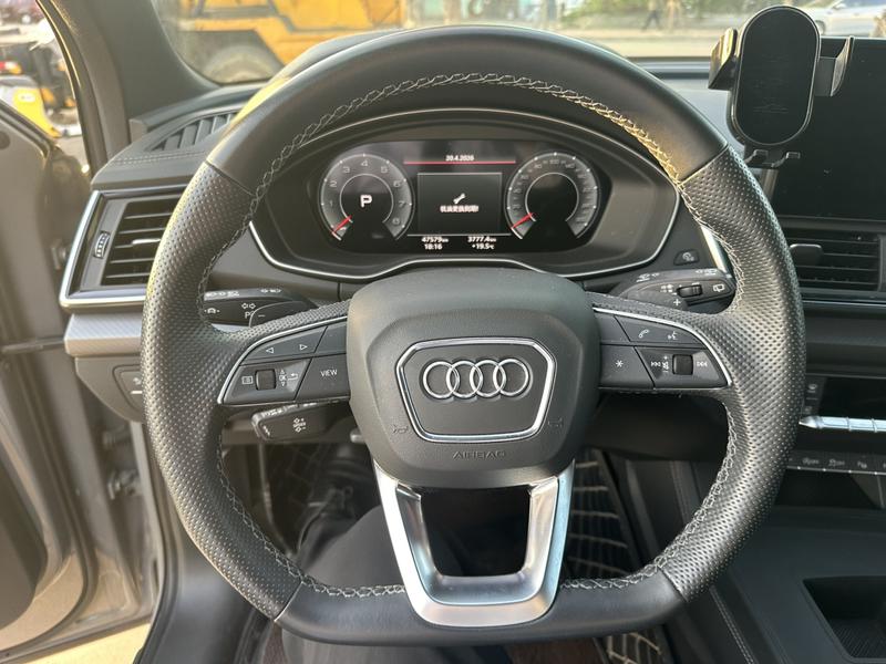Audi Q5L Sportback, 2022 — фото 10 из 12