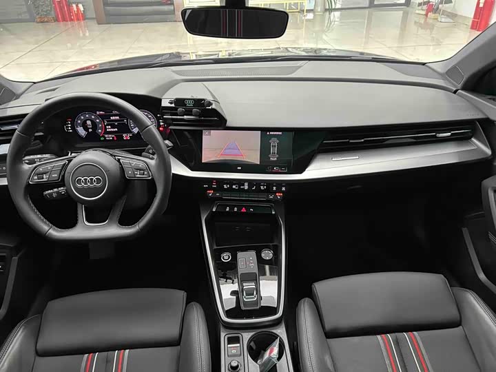 Audi A3, 2023 — фото 2 из 9