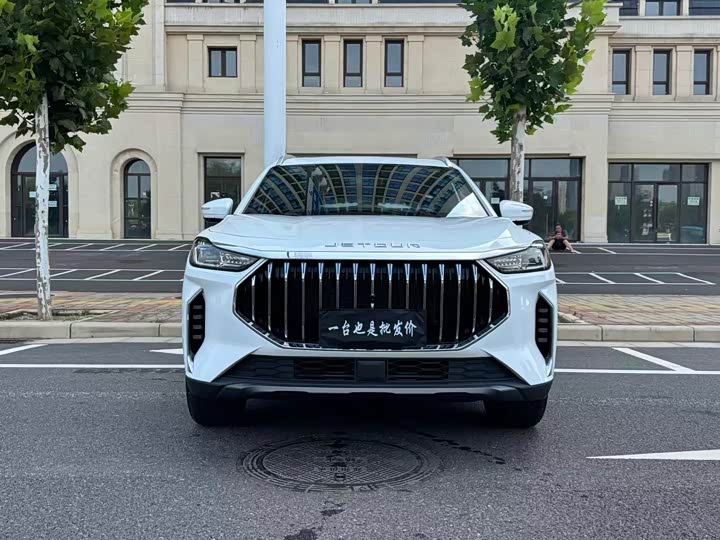 Jetour X70 Plus, 2022 — фото 3 из 9