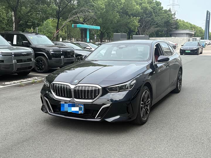 BMW 5 Series, 2025 — купить в Белгороде под ключ