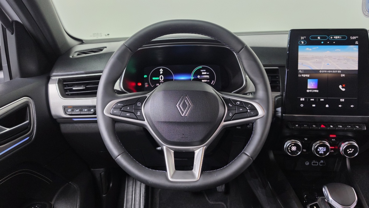 Renault Arkana, 2025 — фото 12 из 12