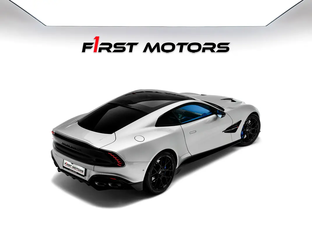 Aston Martin Vanquish, 2025 — фото 2 из 10