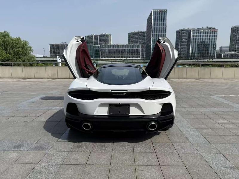 McLaren GT, 2023 — фото 5 из 8