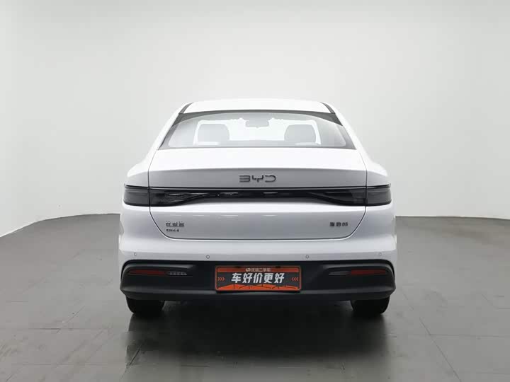 BYD Seal 05 DM-i Hybrid, 2025 — фото 4 из 9