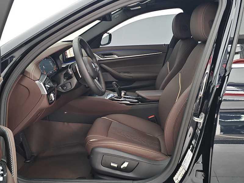BMW 5 Series, 2023 — фото 10 из 12