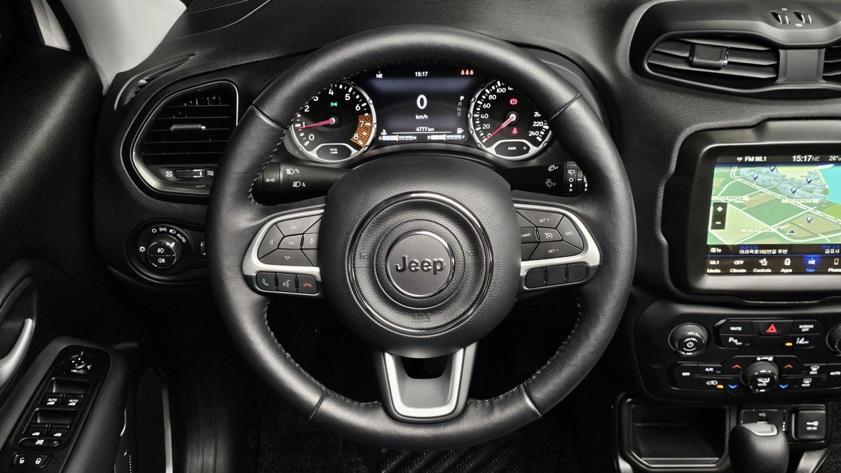 Jeep Renegade, 2023 — фото 12 из 12