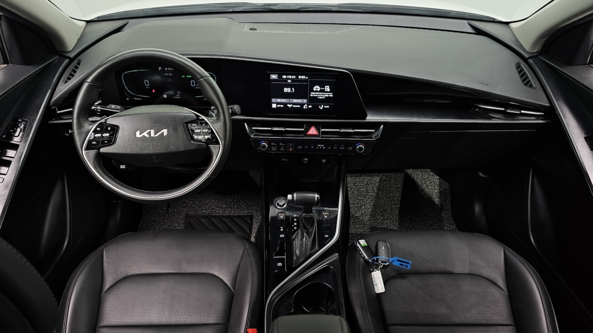 Kia Niro, 2022 — фото 7 из 12