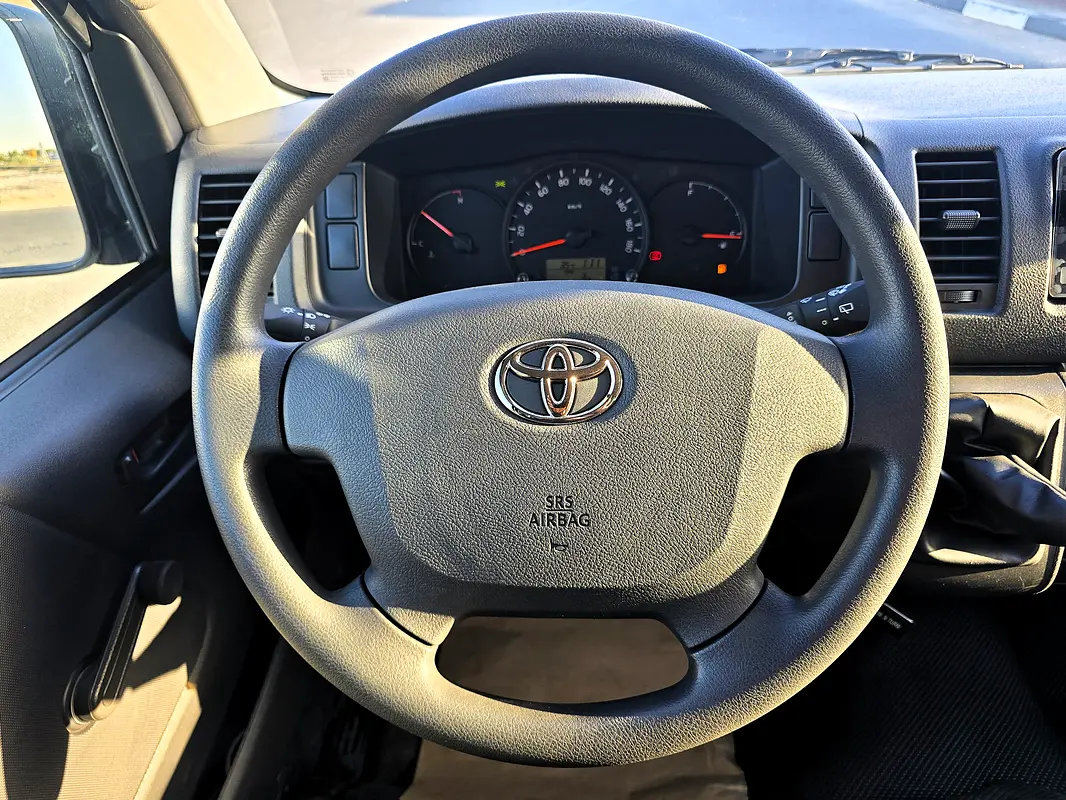 Toyota Hiace, 2026 — фото 10 из 10
