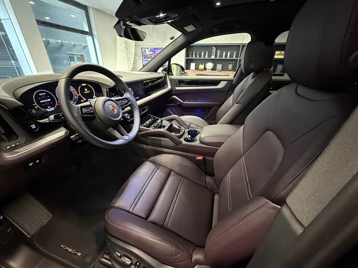 Porsche Cayenne, 2025 — фото 4 из 9