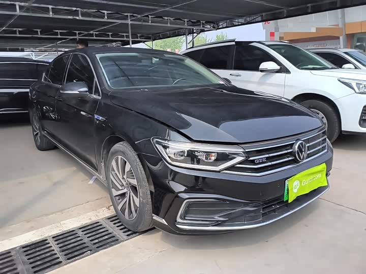 Volkswagen Magotan GTE Hybrid, 2023 — фото 4 из 9