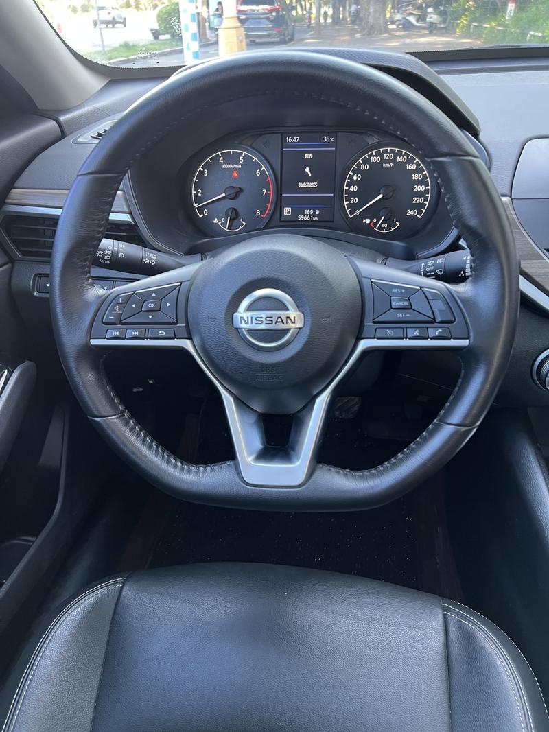 Nissan Teana, 2021 — фото 11 из 12