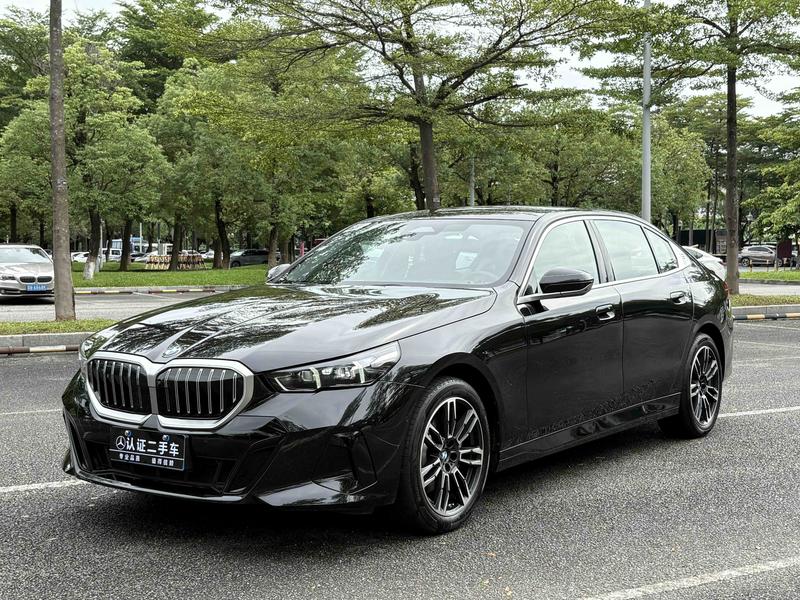 BMW 5 Series, 2026 — купить в Нижнем Новгороде под ключ