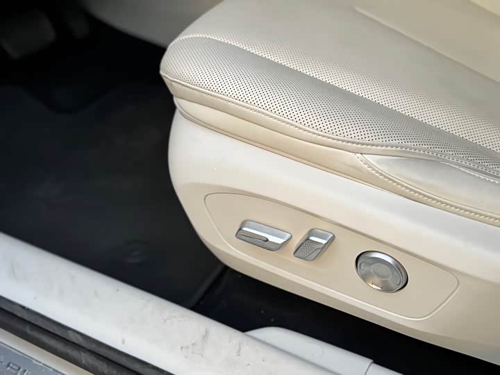 Buick Electra L7, 2025 — фото 9 из 9