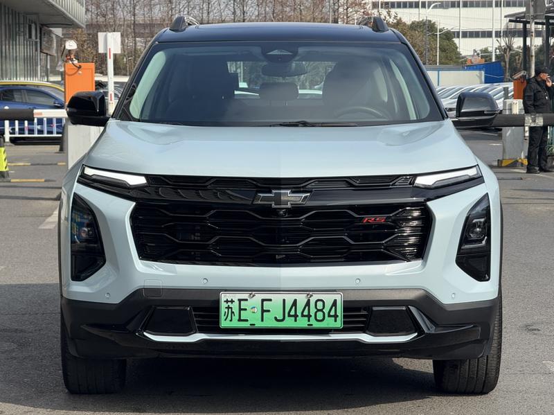 Chevrolet Equinox Plus, 2025 — фото 2 из 11