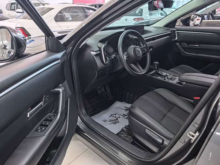 Mazda CX-50, 2023 — фото 7 из 9