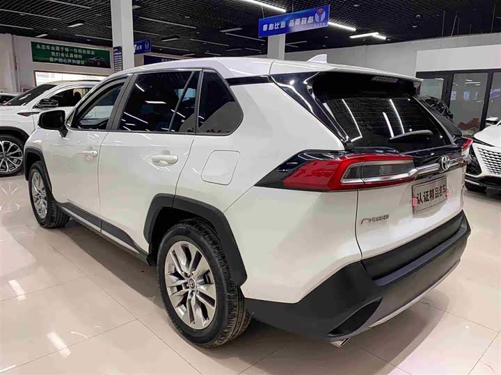 Toyota Wildlander, 2023 — фото 6 из 9