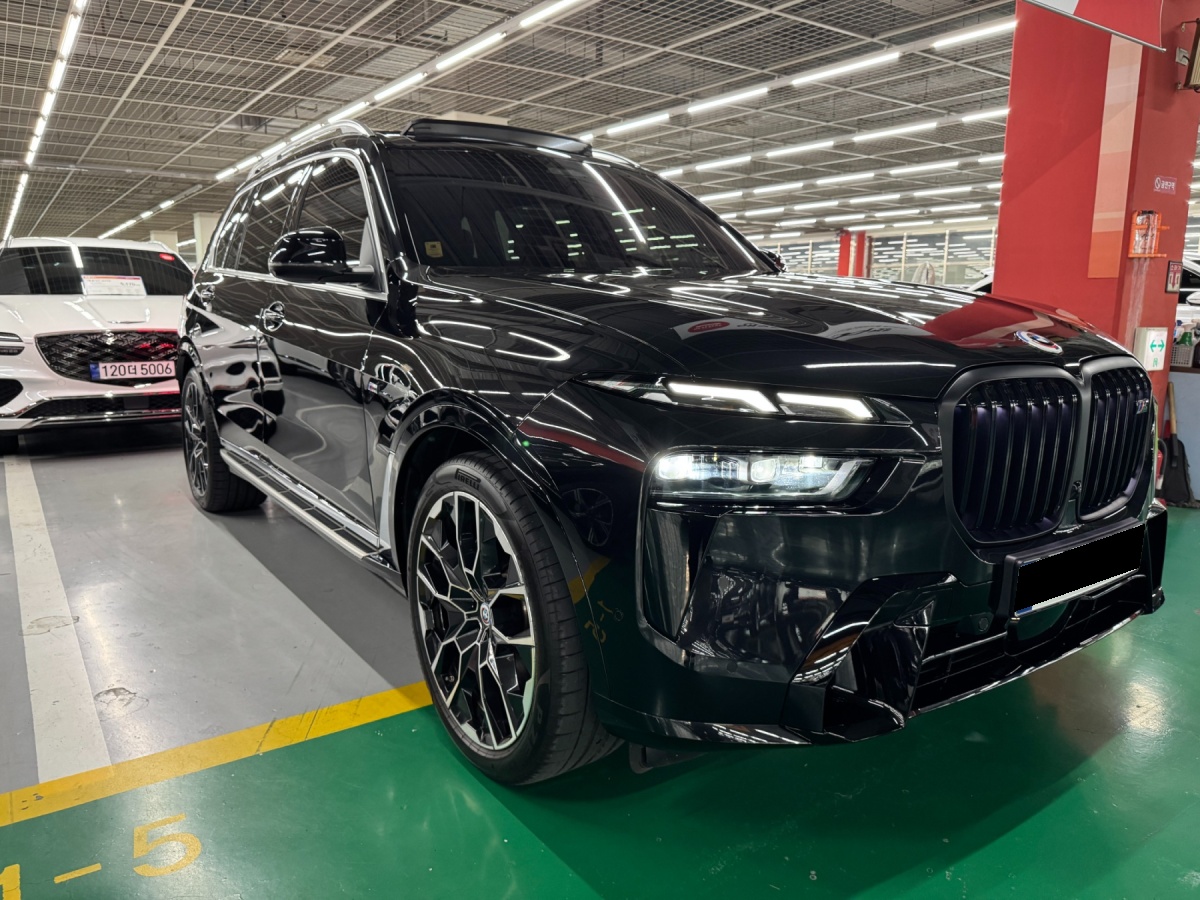 BMW X7, 2024 — фото 2 из 12