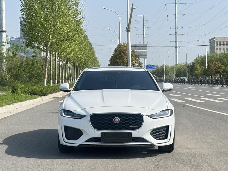 Jaguar XE L, 2023 — фото 2 из 10