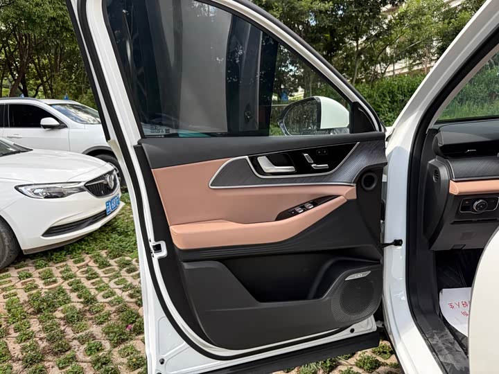 Chery Tiggo 8L, 2025 — фото 8 из 9