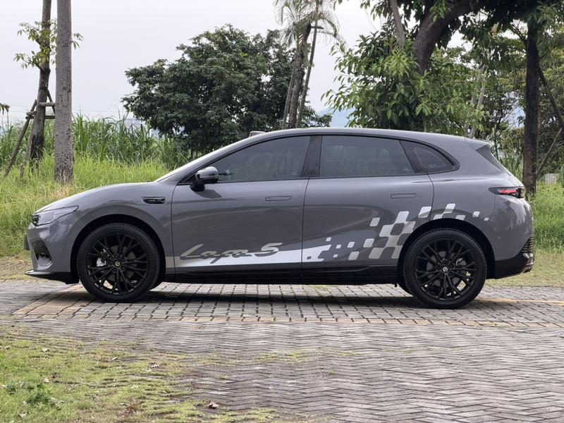 Leapmotor Lafa5, 2025 — фото 4 из 12