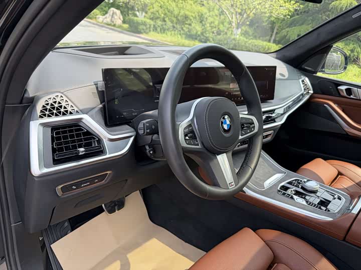 BMW X7, 2026 — фото 9 из 9