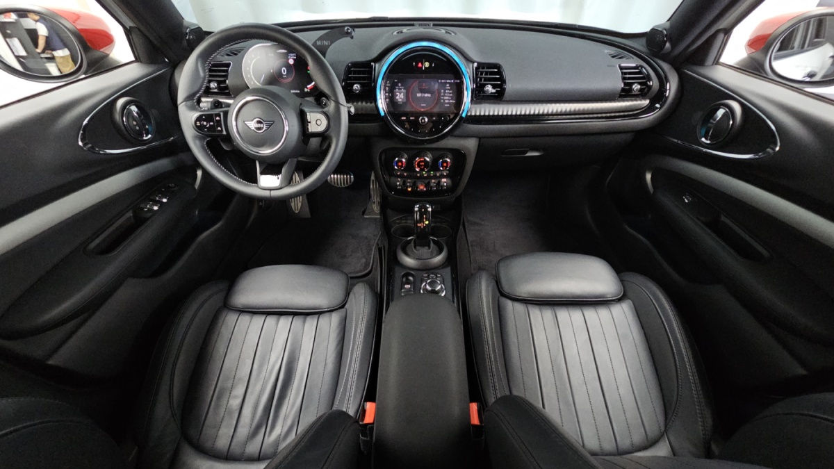 Mini Clubman, 2023 — фото 7 из 12
