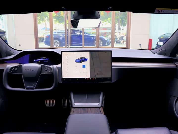 Tesla Model S, 2023 — фото 7 из 9