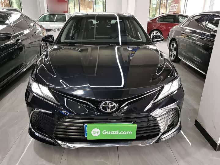 Toyota Camry, 2023 — фото 3 из 9