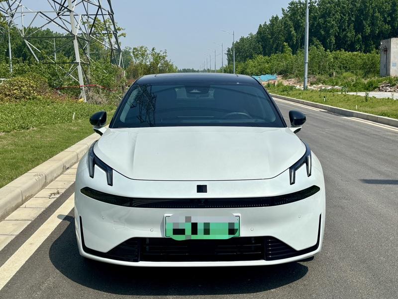 Lynk & Co 07 EM-P Hybrid, 2024 — фото 2 из 10