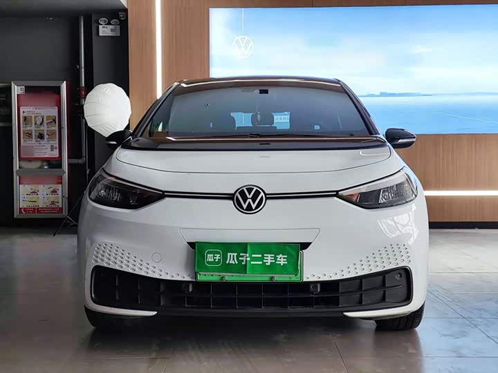 Volkswagen ID.3, 2023 — фото 3 из 9