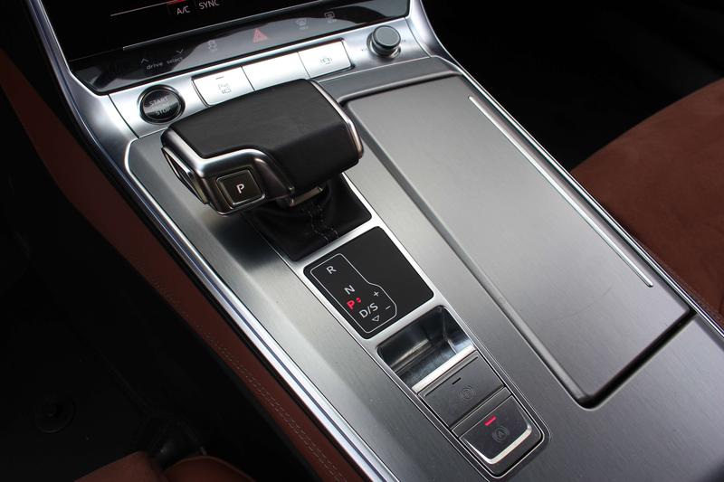 Audi A7L, 2024 — фото 12 из 12
