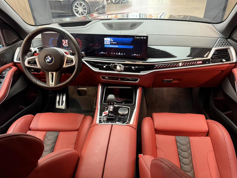 BMW X5 M, 2024 — фото 7 из 9