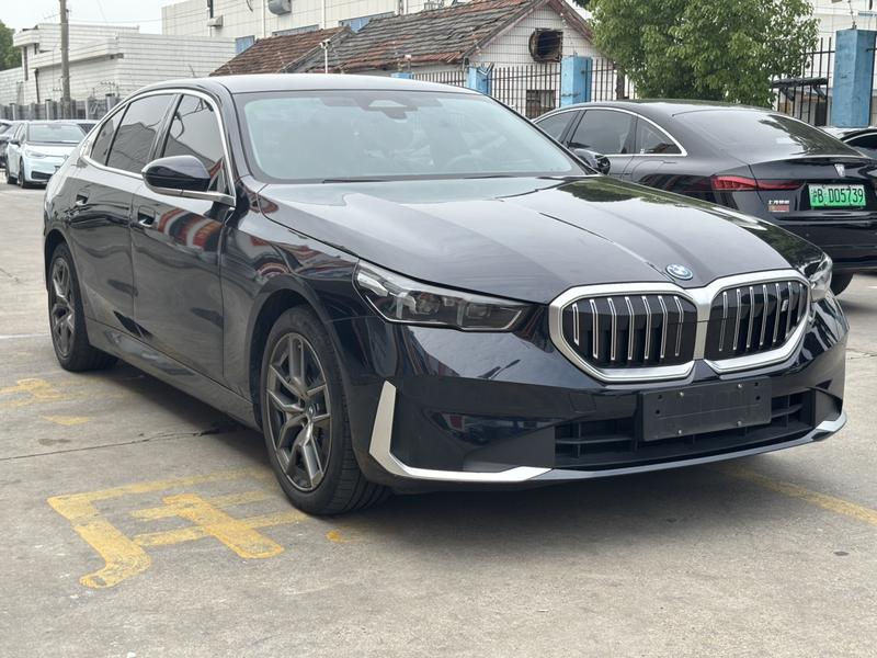 BMW i5, 2023 — фото 3 из 12