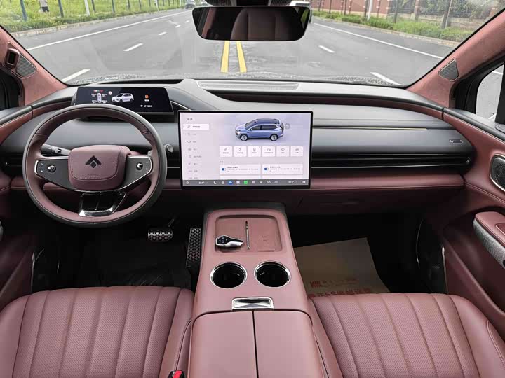 GAC Hyptec HL, 2025 — фото 5 из 9
