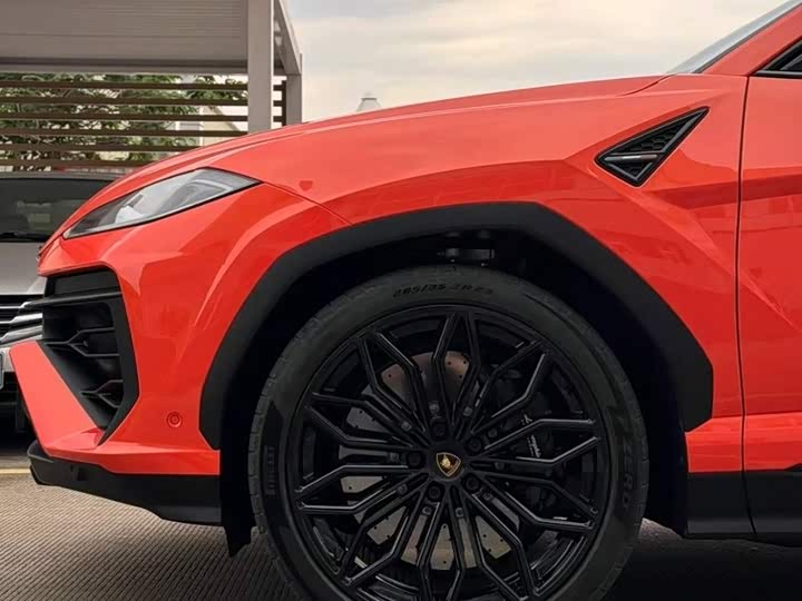 Lamborghini Urus SE, 2026 — фото 4 из 9