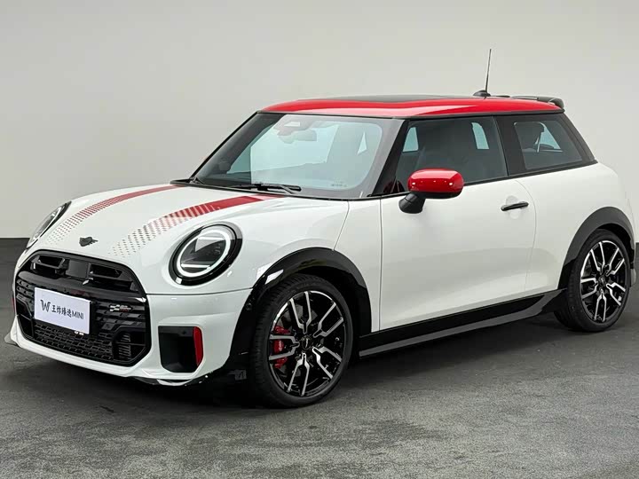 Mini Mini JCW, 2024 — купить в Ярославле под ключ