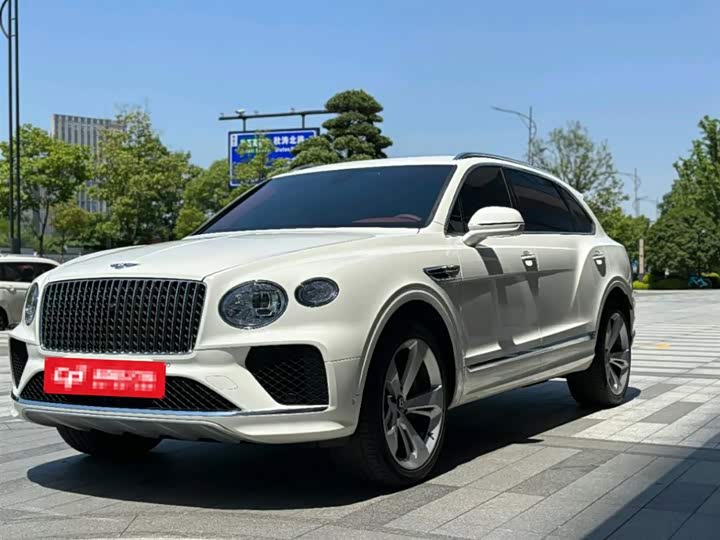 Bentley Bentayga, 2023 — купить в Тамбове под ключ