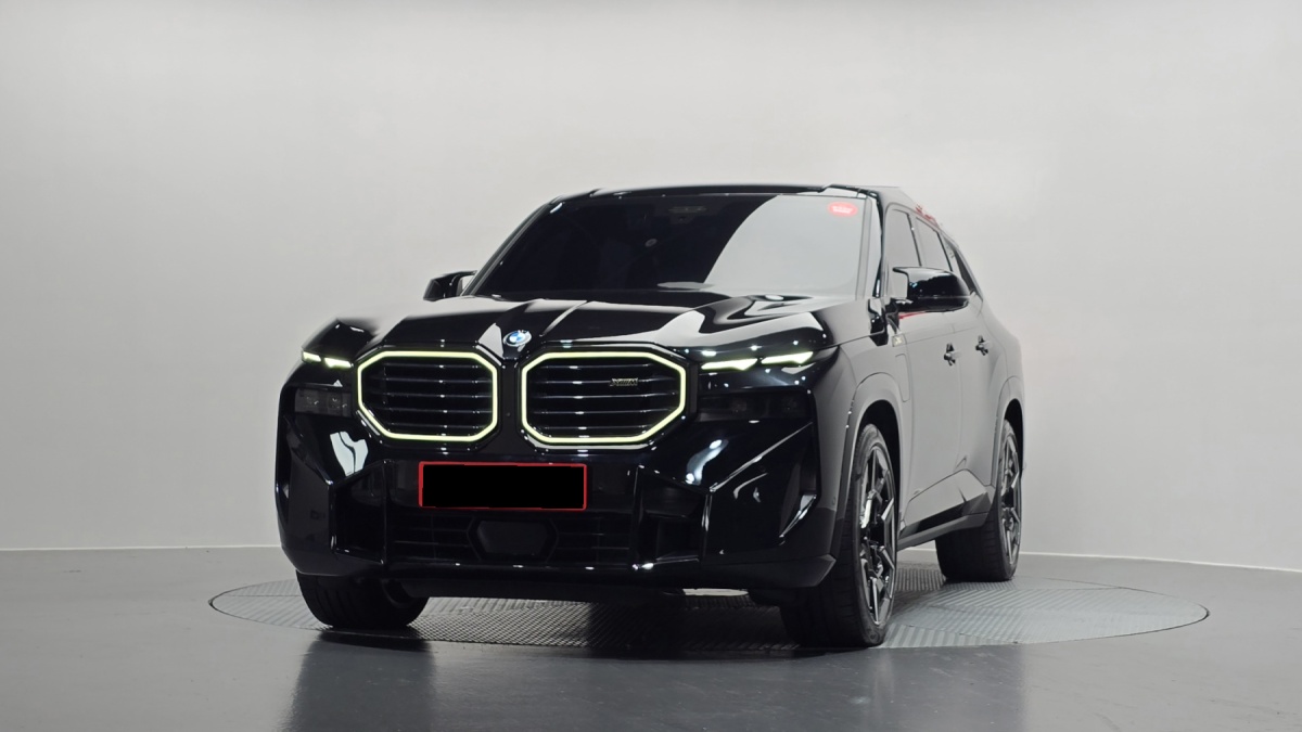 BMW XM, 2024 — фото 3 из 12