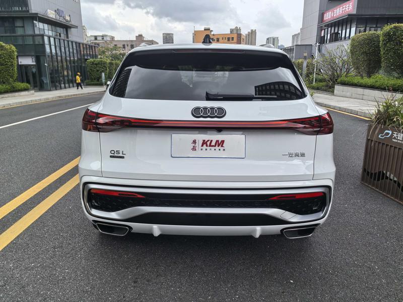 Audi Q5L, 2025 — фото 3 из 9