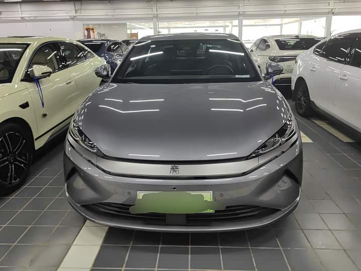 BYD Qin L, 2025 — фото 2 из 9