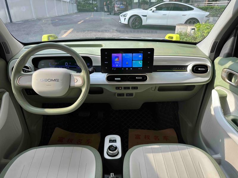 Geely Galaxy Panda Mini, 2025 — фото 8 из 12