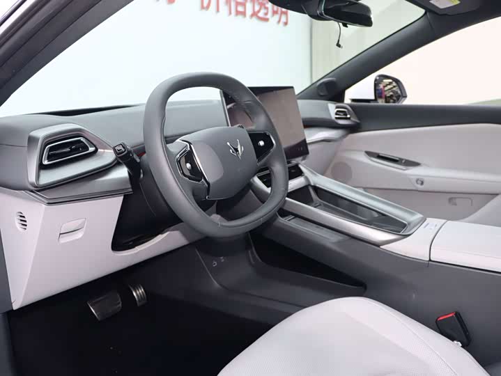 BAIC Arcfox Alpha S5, 2024 — фото 6 из 9