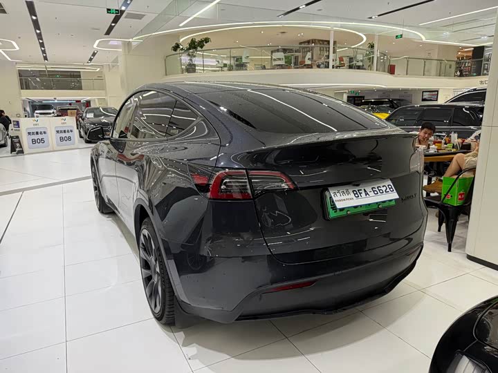 Tesla Model Y, 2024 — фото 3 из 5