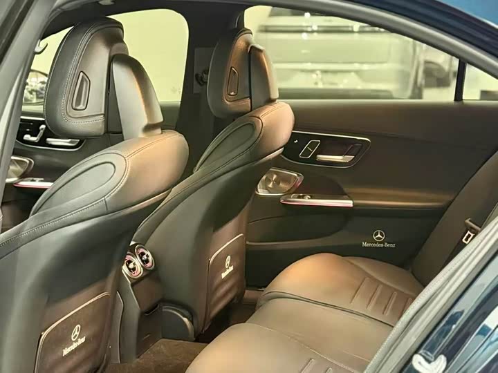 Mercedes-Benz C-Class, 2023 — фото 6 из 9