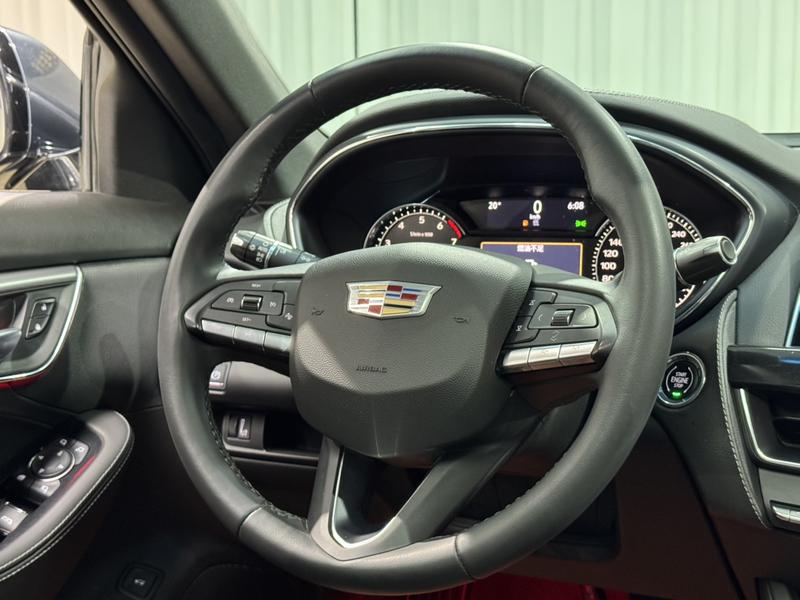 Cadillac CT5, 2022 — фото 8 из 12